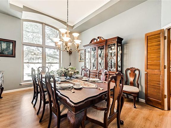5th image of 1001 Canadian Cir