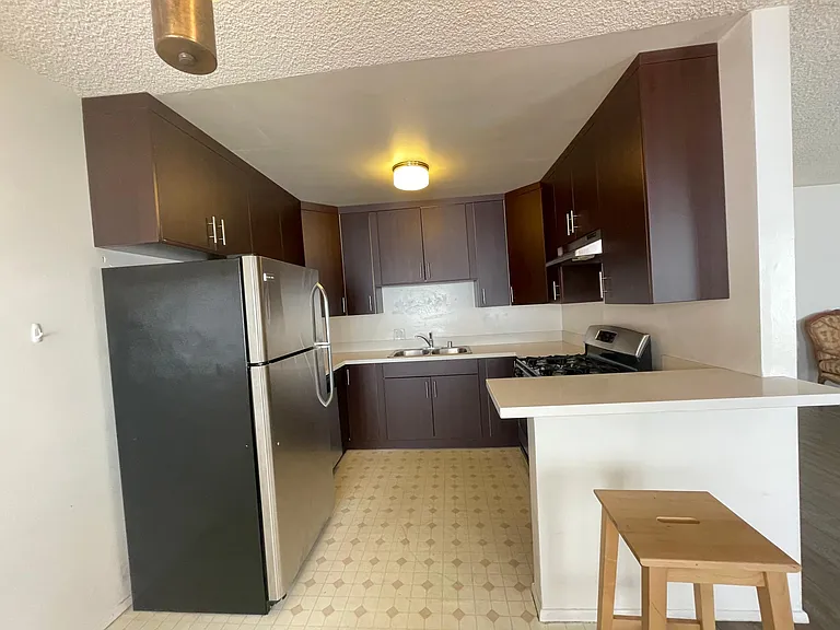 1544 N Fuller Ave #7 — Photo 15