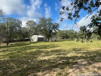 124 Clear Spring, Floresville, TX, 78114
