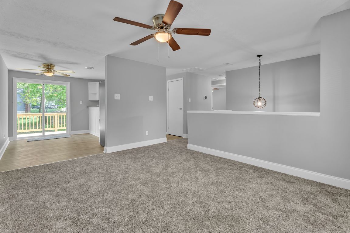 3004 Emporia St-07
