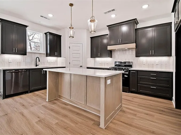 25 Fields Ln — Photo 5