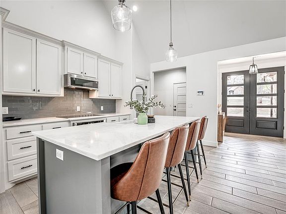 5th image of 12573 Sweet Point