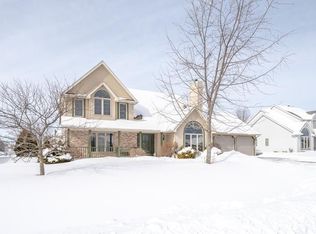 N6176 Shadybrook Ln, Sheboygan, WI 53083