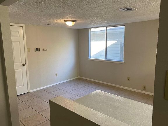 5th image of 8304 Wexford Dr