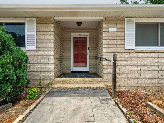 5th image of 2903 Neville Rd