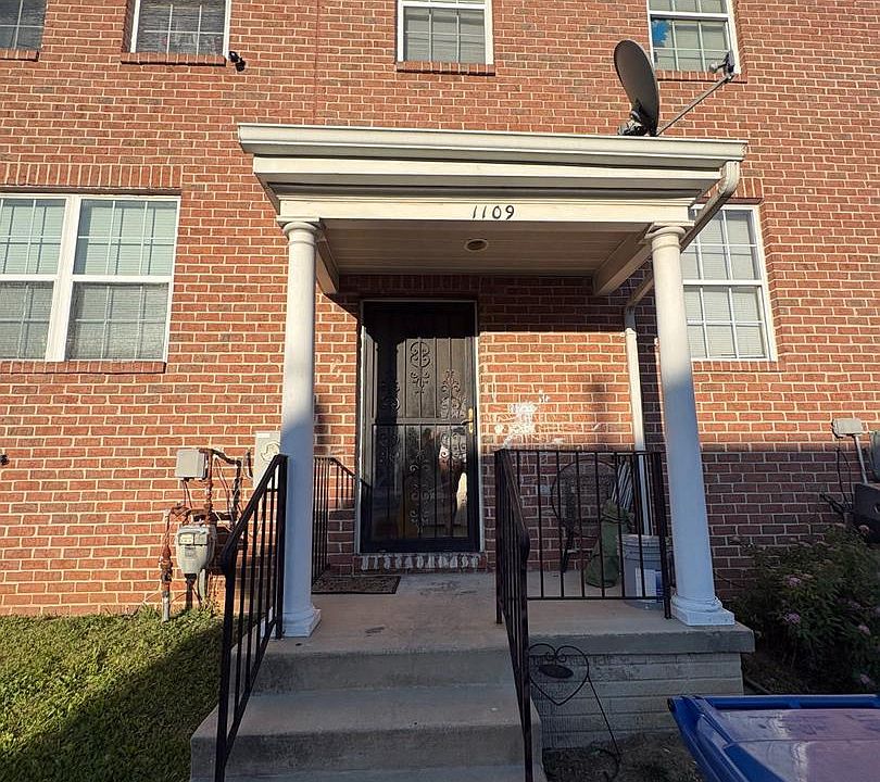 1st image of 1109 N Stockton St