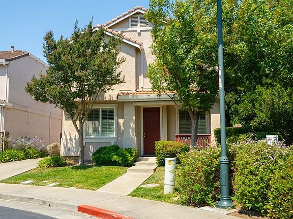 2nd image of 696 Greentree Circle