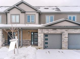 52 Munch Ave, Cambridge, ON N1R0B9
