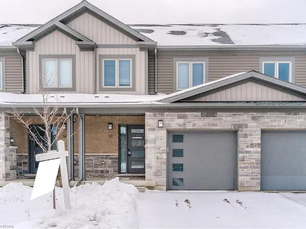 52 Munch Ave, Cambridge, ON N1R 0B9