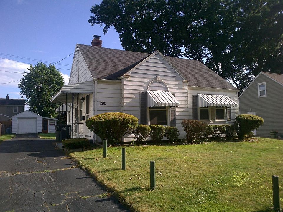 Cute Cape Cod (Firestone Park)