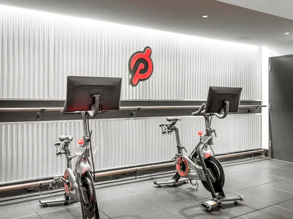 21 West End Avenue image 28 of 40