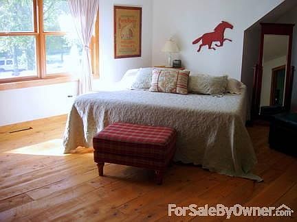 Owners' bedroom with large walk in closet