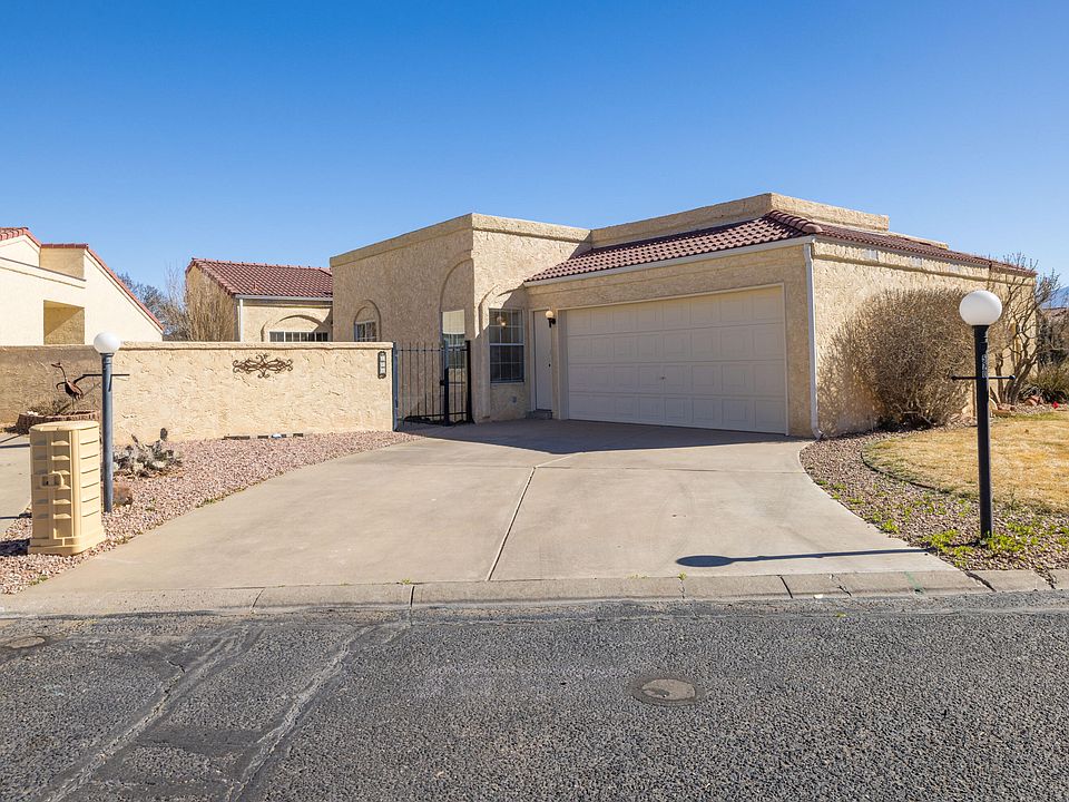 1st image of 570 Eastlake Dr SE