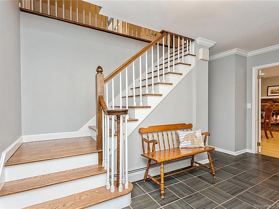 4th image of 59 Erickson Dr