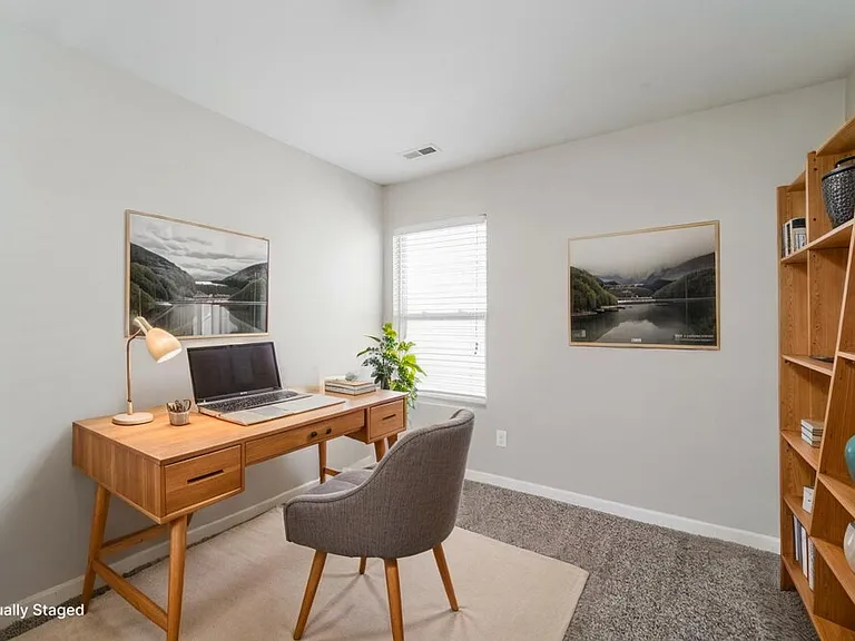 1040 Joselynn Dr — Photo 17