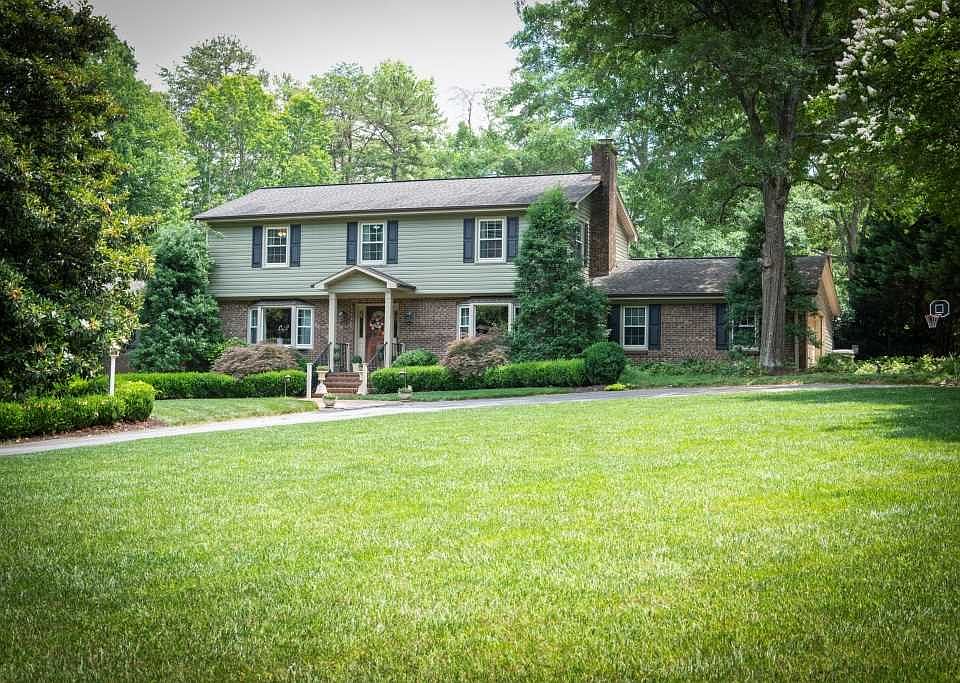 1st image of 57 Woodwind Dr