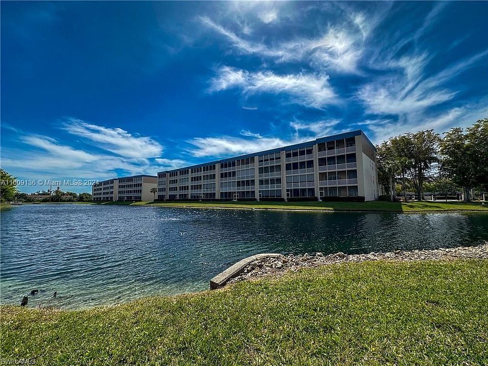1st image of 14901 Park Lake Dr #Penthouse 05