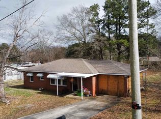 2905 12th Ave, Haleyville, AL 35565