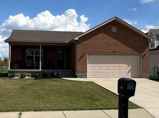 201 Southern Lake Dr, Elizabethtown, KY 42701