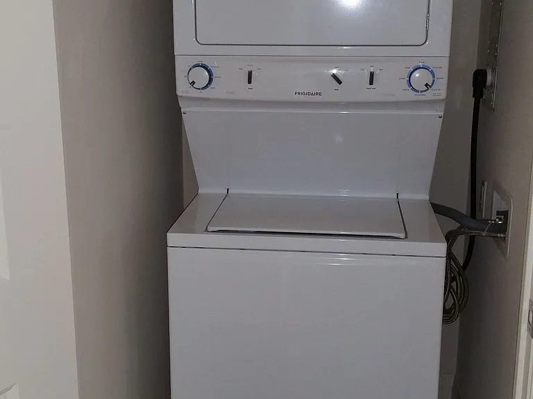 8763 Bayview Ave #207 — Photo 7