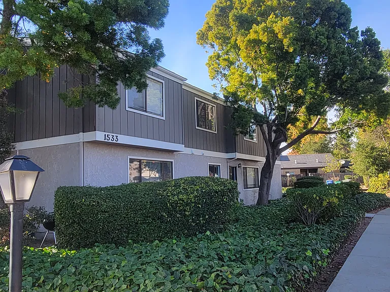 1533 El Tigre Ct #G — Photo 1