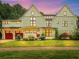 152 Partridge Ln, Concord, MA 01742