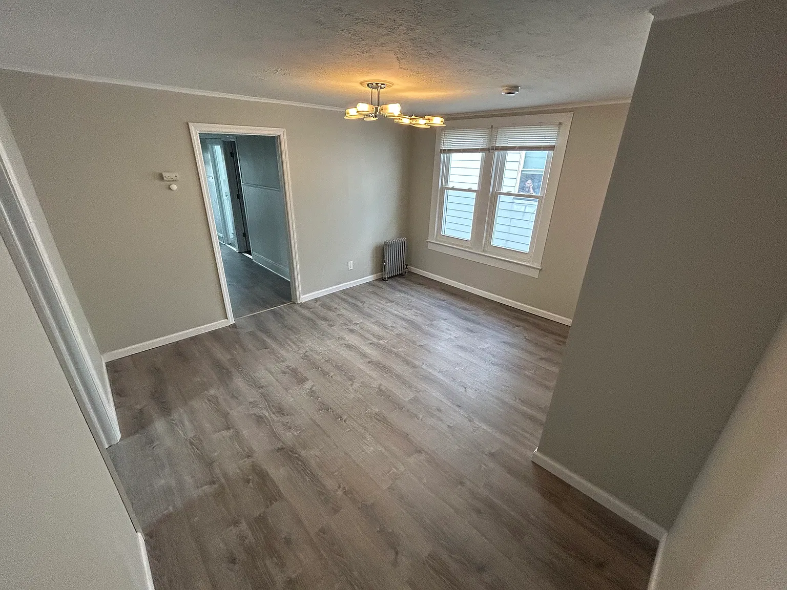 527 Willow St — Photo 1