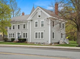3 S Main St #3, Topsfield, MA 01983