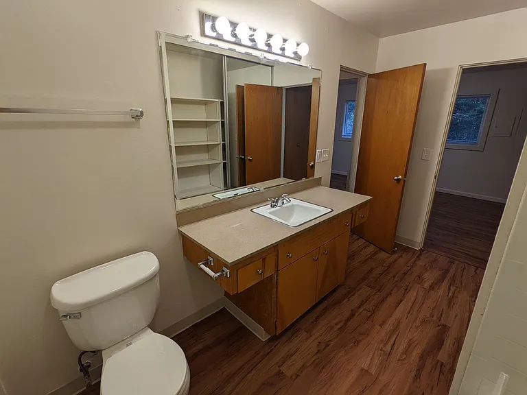 Park Village Apartments — Photo 131