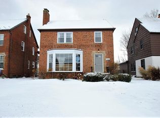 3794 Bushnell Rd, University Heights, OH 44118