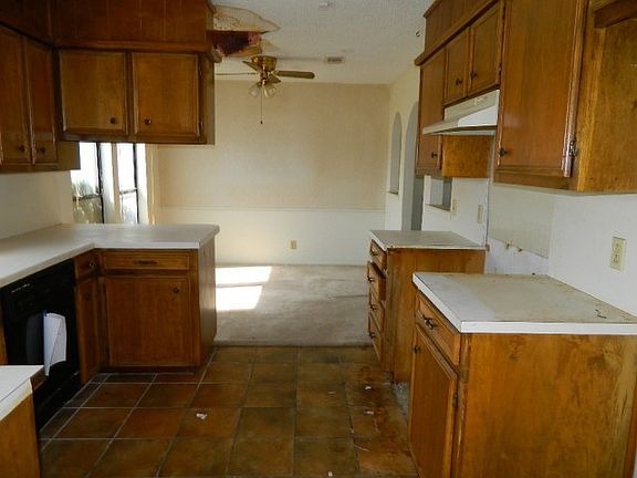 4th image of 7025 Woodway Dr