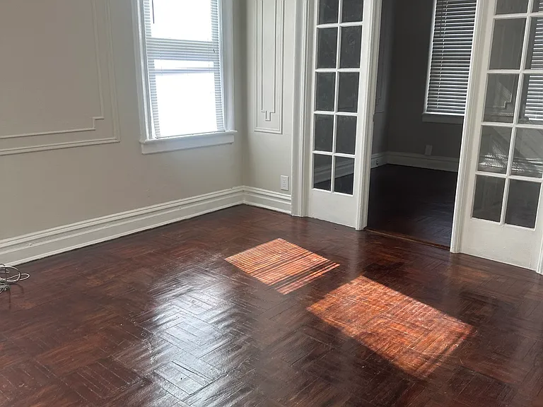 142 Randolph Ave #1 — Photo 4