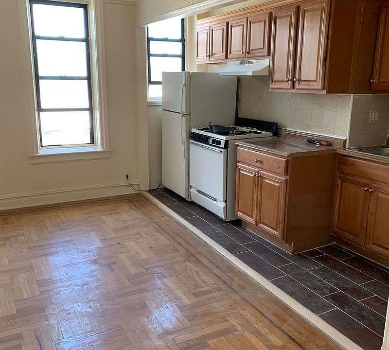 2nd image of 2219 64th St #6C