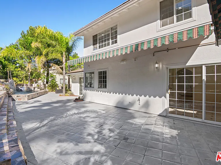 2461 Jupiter Dr — Photo 13