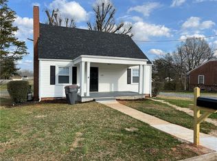 1009 Walnut St, Reidsville, NC 27320