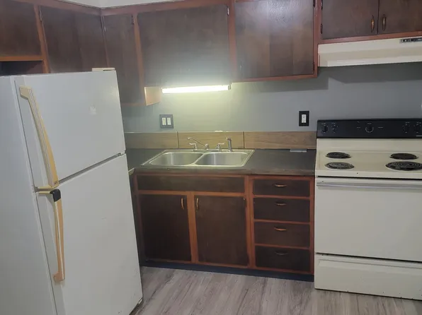 1337 10th Ave APT 5, Longview, WA 98632