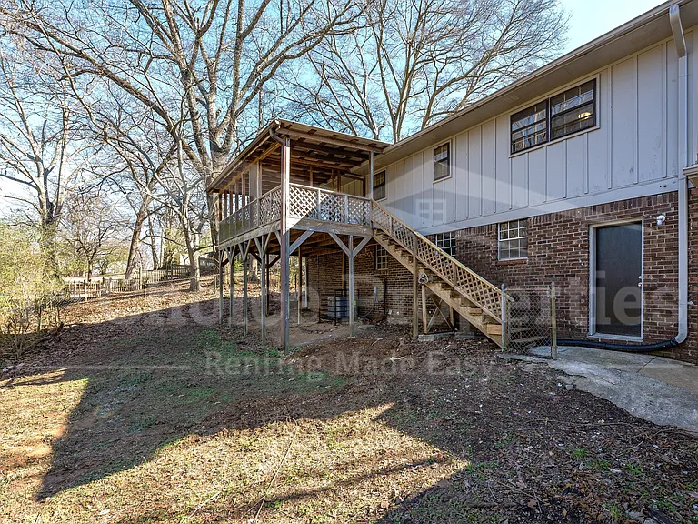 944 Cagle Rd — Photo 4