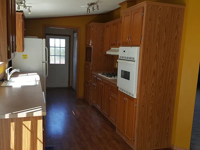 166 Squirrel Ln — Photo 11