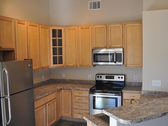 Kitchen with NEW appliances