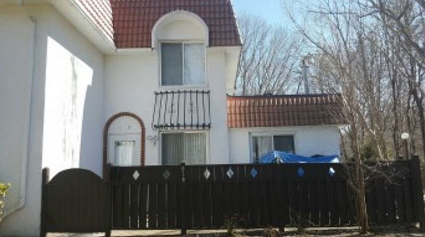 1st image of 839 Golf Ln