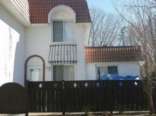 839 Golf Ln, Medford, NY