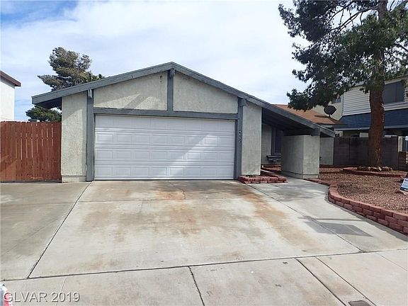 4th image of 4852 Castle Rock Ct