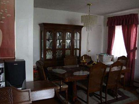 3rd image of 32 Schleigel Blvd