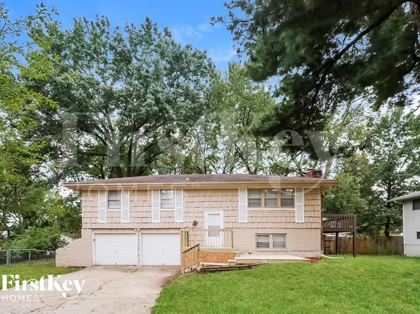 1008 NW A St, Blue Springs, MO 64015