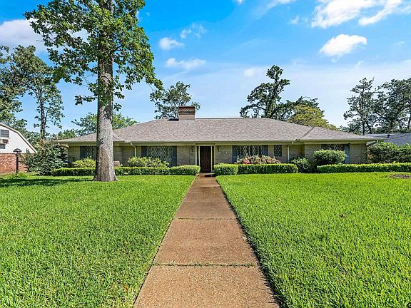 2nd image of 1500 Everglades Dr