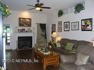 4th image of 36 Highland Ave S