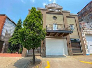 413 NW 4th St, Evansville, IN 47708