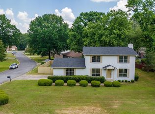 2 Quail Ct, Jacksonville, AR 72076