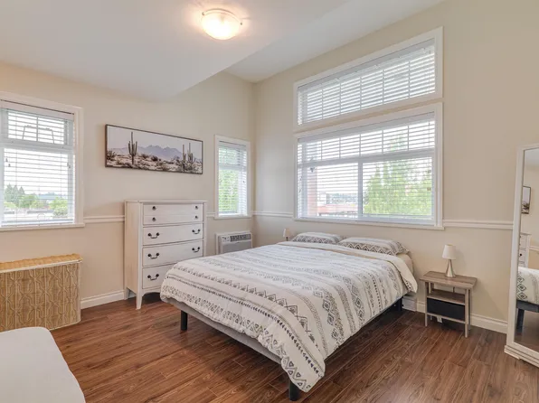 5650 201a St #423, Langley, BC V3A 0B3