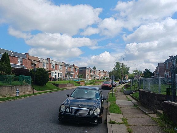 5th image of 2057 Kent Rd